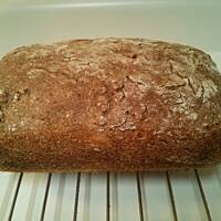 Chleb z ziarnami