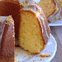 Puszysta babka cytrynowa