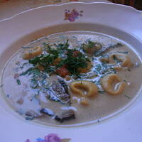 Zupa grzybowa z tortellini