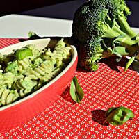 Makaron w sosie brokułowym