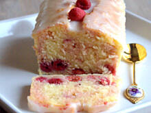 Fot. Barb82, Pachnąca malinami babka malinowa na kefirze