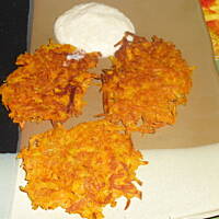 Latkes ze slodkich ziemniakow