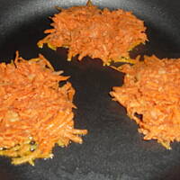 Latkes ze slodkich ziemniakow