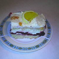 Ciasto pomarańczowo-śmietankowe z dżemem porzeczkowym