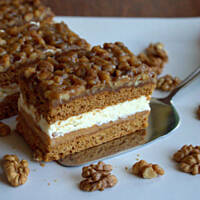 Orzechowiec z masłem orzechowym