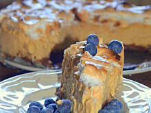 Fot. sebek, Sernik kajmakowy z bezą