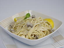 Fot. Wkn, Bavette pieczarkowe z sosem śmietanowym - przepis z filmem