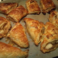 Rożki francuskie z jabłkami