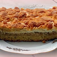 Szarlotka na kruchym cieście