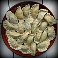 Pierogi z mięsem i pieczarkami