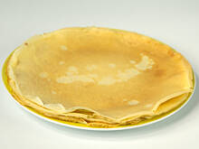 Fot. Wkn, Ciasto na naleśniki - przepis z filmem