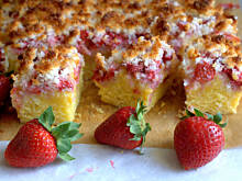 Fot. Barb82, Placek kokosowy z truskawkami