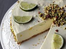 Fot. Dżanina Fonda, Tort limonkowo-rumowy (na zimno)