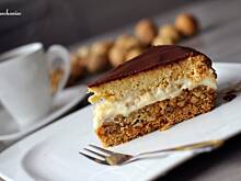 Fot. Dżanina Fonda, Orzechowiec