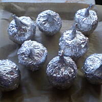 grillowane jabłka nadziewane kaszanką