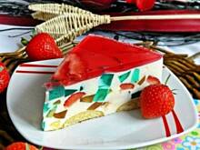 Fot. Mloda, Śmietankowiec z truskawkami