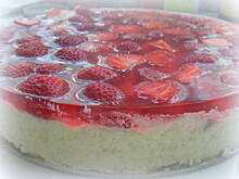 Fot. oczko, Sernik na zimno z truskawkami