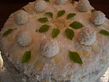 Fot. stokrotka390, Raffaello - tort na specjalne okazje