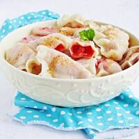 pierogi z truskawkami...