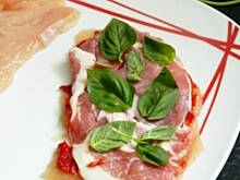 Fot. Mloda, Drobiowe ślimaczki pomidorowe na patyku