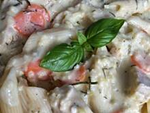 Fot. GuSiaTcz5, Filety z kurczaka w sosie serowo-śmietanowo-koperkowym