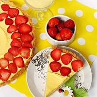 Tarta truskawkowo - adwokatowa