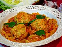 Fot. makusia, Młoda kapusta z pulpecikami z ryżem