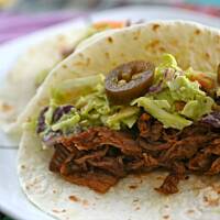 Pieczeń w kanapce/nalesniku/tortilli