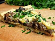 Fot. izaa_a, Tarta z grzybami leśnymi....