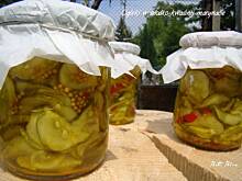 Fot. Betti Blue, Ogórki w słodko-kwaśnej marynacie - przetwory