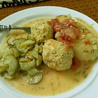 Drobiowe pulpeciki w sosie koperkowym