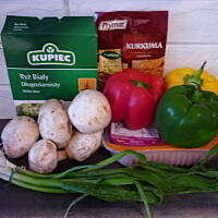 Potrawka z ryżem i kurczakiem - podobno śródziemnomorska!