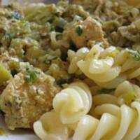 Piersi w porach z makaronem