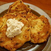 Kukurydziane placuszki z cukinią