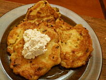 Fot. rodzyneczka, Kukurydziane placuszki z cukinią