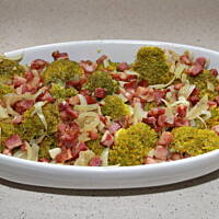 Brokuł Zapiekany z Boczusiem