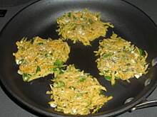 Fot. kamila258, Placuszki z dyni z fetą i zieleniną