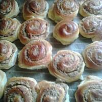 Drozodzowe slimaczki z masa orzechow-migdalowa.