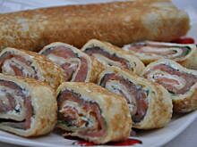 Fot. Majka2, Naleśniki z twarogiem i wędzonym łososiem