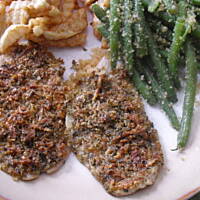 Flądra zapiekana z parmezanem