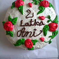 Tort budyniowo – śmietanowy