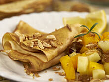 Fot. Wkn, Naleśniki z jabłkiem i dynią - na wypasie