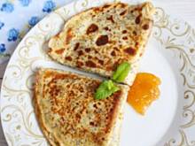 Fot. Mloda, Makowe naleśniki z morelowym twarożkiem