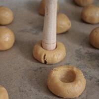 Pajączki na Halloween z masłem orzechowym