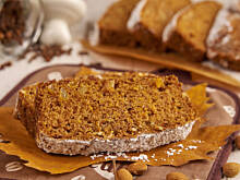 Fot. Wkn, Piernikowe ciasto dyniowo-migdałowe