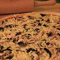 Pizza na cienkim cieście