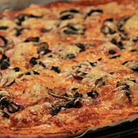 Pizza na cienkim cieście