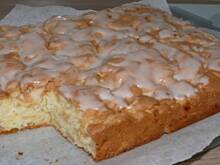 Fot. sheyanja, Szybkie i smaczne puszyste ciasto jabłkowe lub rabarbarowe na oleju