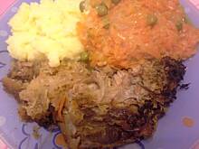 Fot. Dżanina Fonda, Karczek w kapuście kiszonej.