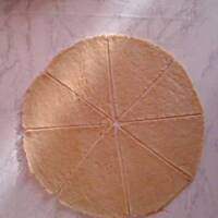 Rogaliki z nadzieniem ;) ! ( ciasto drożdżowe z lodówki )